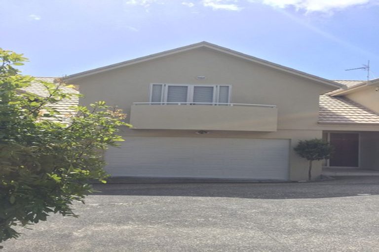 Photo of property in 7 Gillett Place, Botany Downs, Auckland, 2014