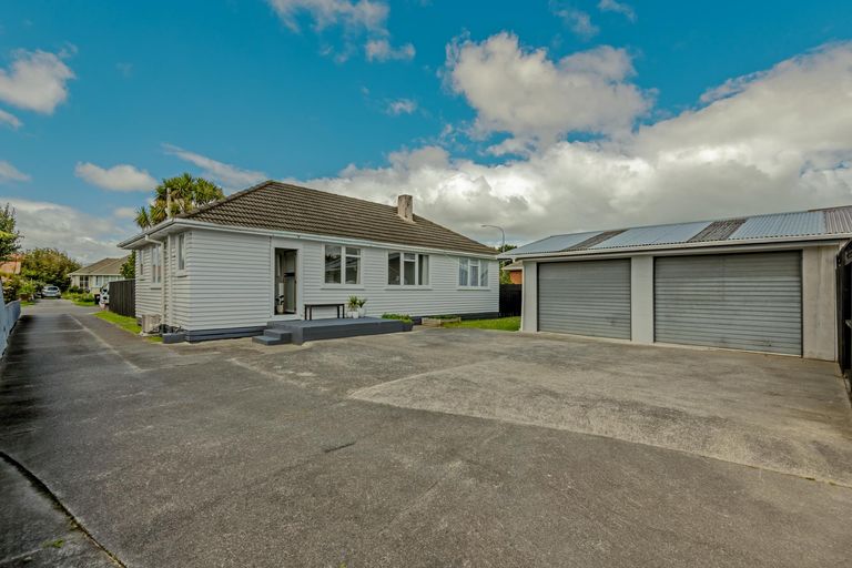 Photo of property in 27 Ferguson Street, Awapuni, Palmerston North, 4412