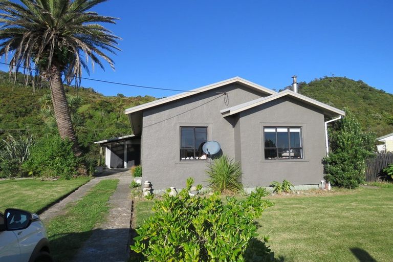 Photo of property in 167 Torea Street, Granity, 7823