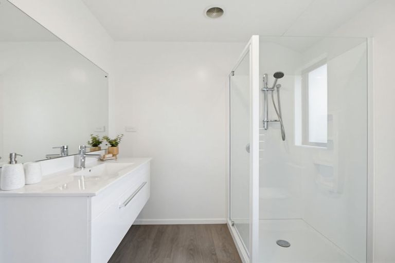 Photo of property in 1 Eldridge Street, Woodend, 7610