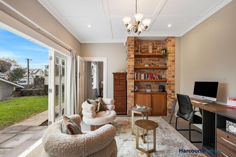 Photo of property in 18 Charlton Avenue, Mount Eden, Auckland, 1024