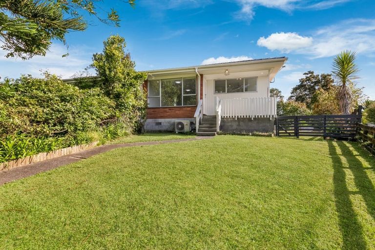 Photo of property in 3/70 Kaurilands Road, Titirangi, Auckland, 0604