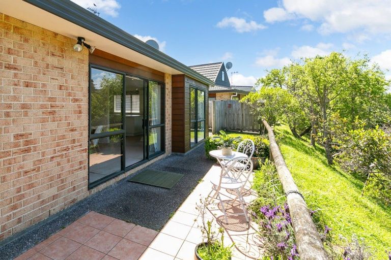 Photo of property in Redwood Village, 31/42 Main Road, Tawa, Wellington, 5028