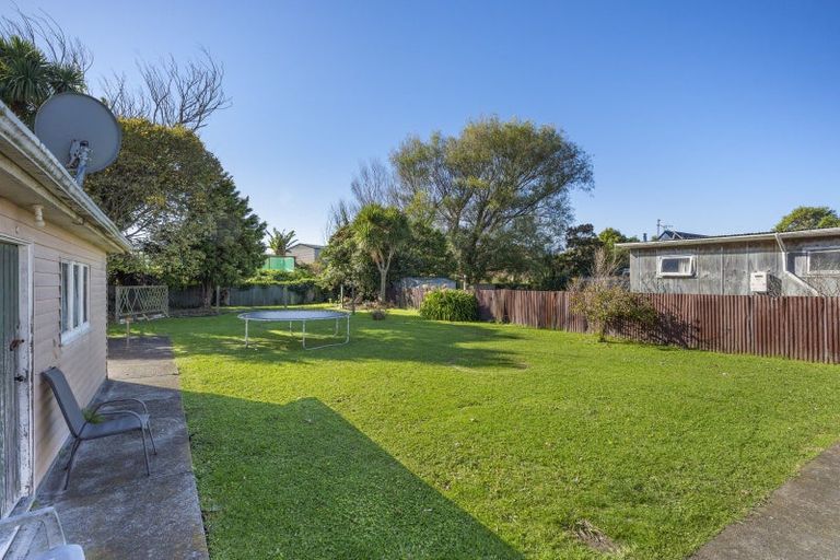 Photo of property in 16 Bennett Street, Gonville, Whanganui, 4501