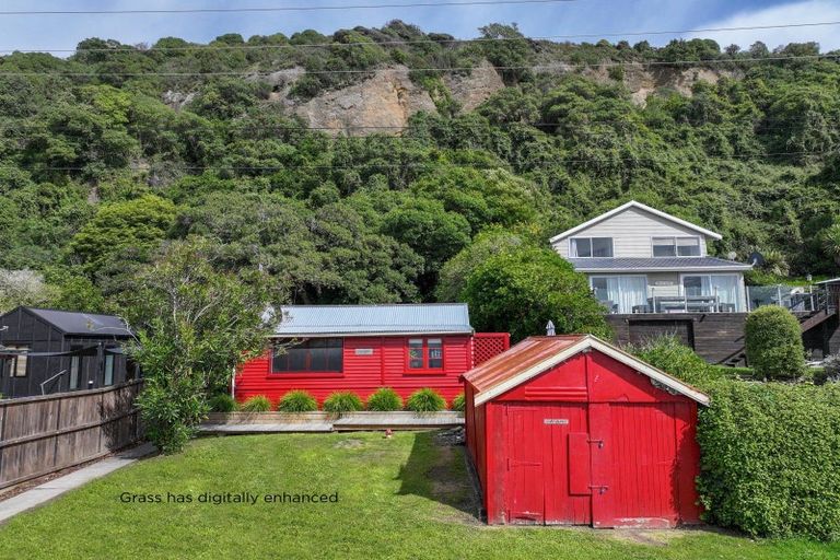 Photo of property in 28 Moody Street, Gore Bay, Cheviot, 7383