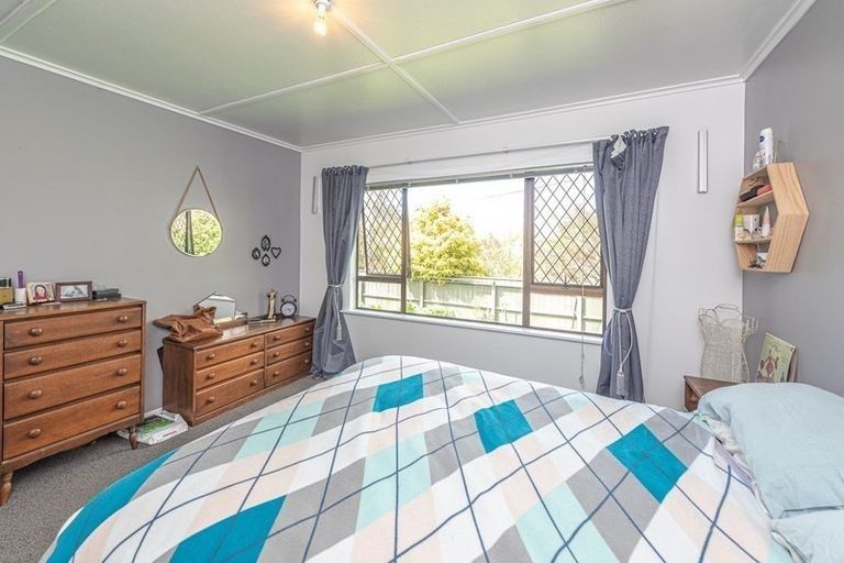 Photo of property in 18 West Way, Durie Hill, Whanganui, 4500