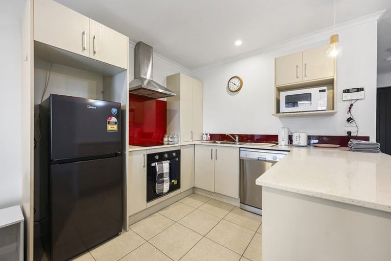 Photo of property in 5/240 Old Farm Road, Hillcrest, Hamilton, 3216