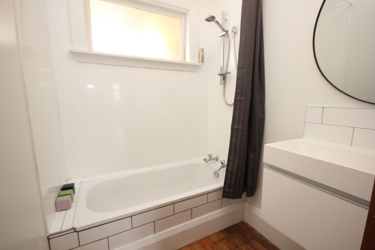 Photo of property in 1/45 Frankleigh Street, Somerfield, Christchurch, 8024