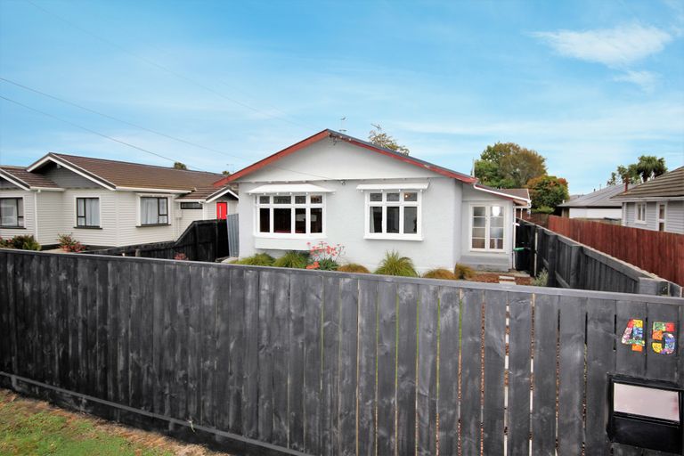 Photo of property in 1/45 Frankleigh Street, Somerfield, Christchurch, 8024