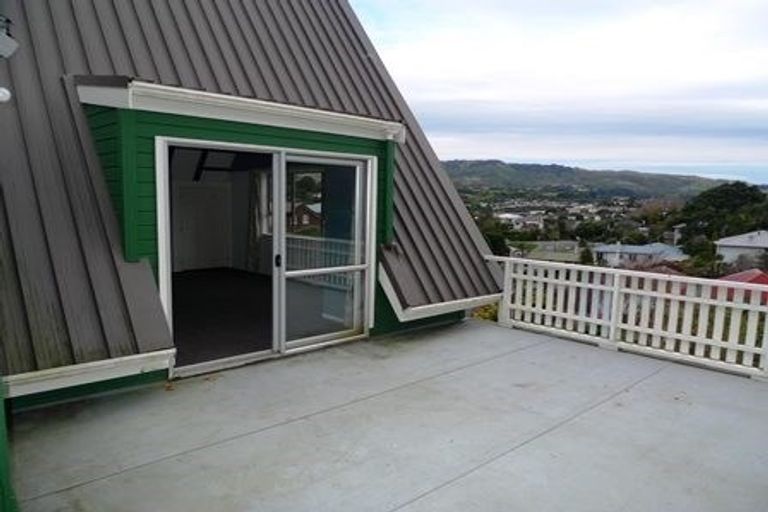 Photo of property in 18 Wilfred Street, Tawa, Wellington, 5028