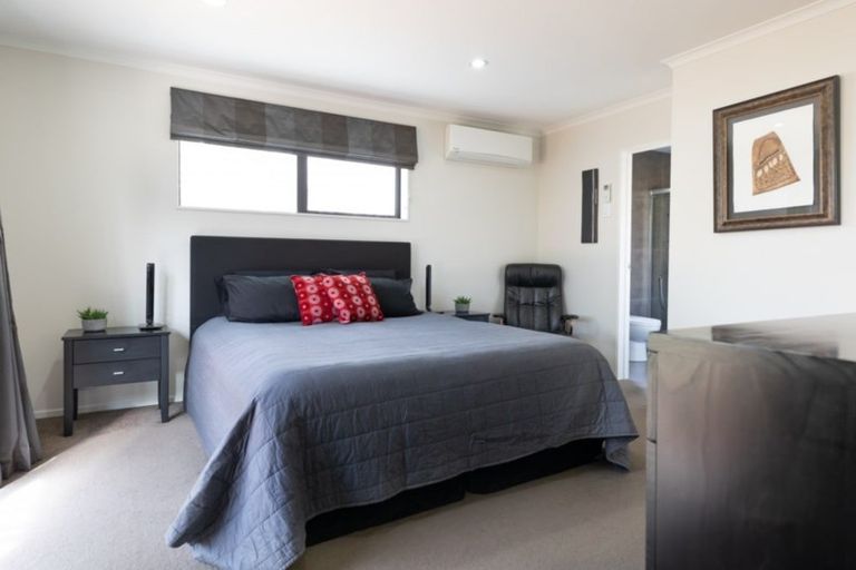 Photo of property in 19 Yatterina Avenue, Takanini, 2112