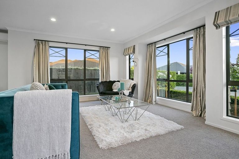 Photo of property in 8 Jasmine Place, Cambridge, 3434