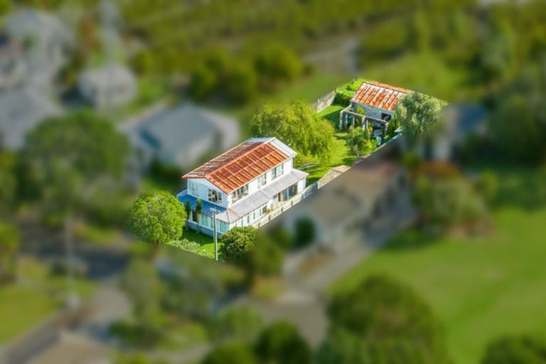 Photo of property in 46 Queen Mary Avenue, New Lynn, Auckland, 0600