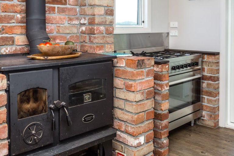 Photo of property in 216a Ahiaruhe Road, Ahiaruhe, Carterton, 5792