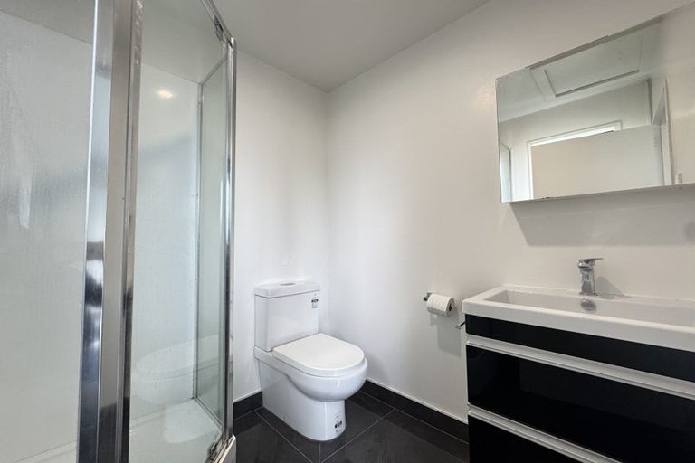 Photo of property in 1/74 Jeffreys Road, Fendalton, Christchurch, 8052