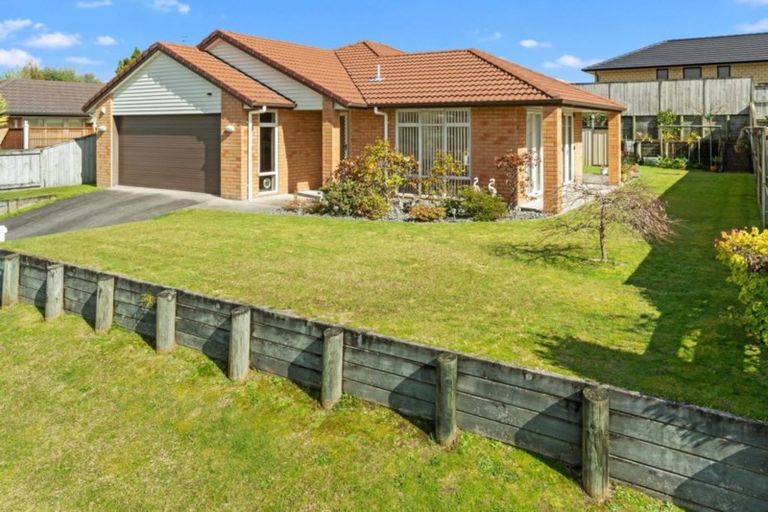 Photo of property in 19 Galloway Crescent, Pyes Pa, Tauranga, 3112