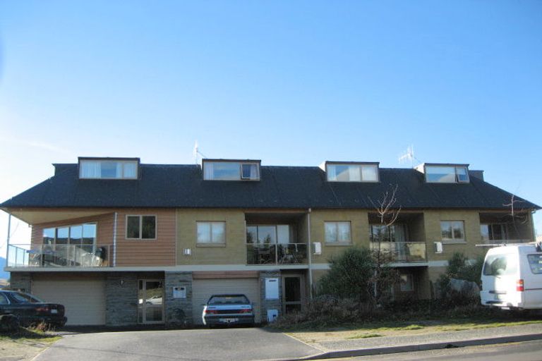 Photo of property in 43 Plantation Road, Wanaka, 9305