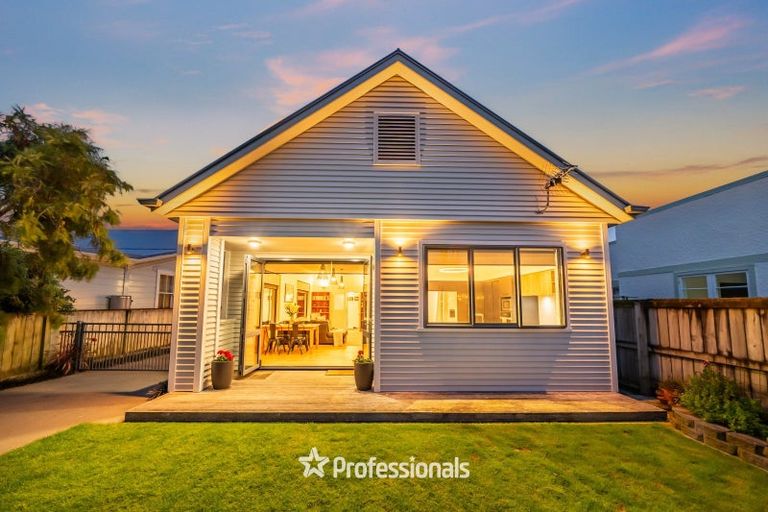 Photo of property in 21 William Street, Petone, Lower Hutt, 5012