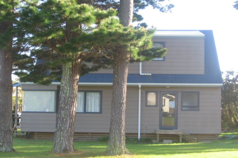 Photo of property in 105 Pinewood Court, Matarangi, Whitianga, 3592