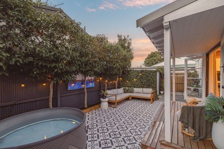 Photo of property in 4 Drummond Street, Sydenham, Christchurch, 8023