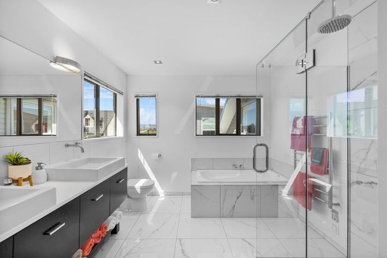 Photo of property in 34 Birkdale Drive, Shirley, Christchurch, 8061