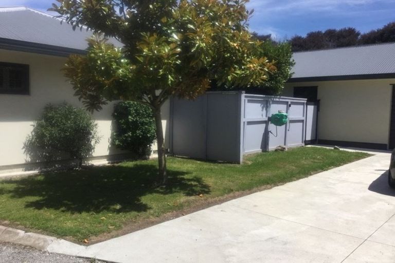 Photo of property in 13c Reading Street, Greytown, 5712