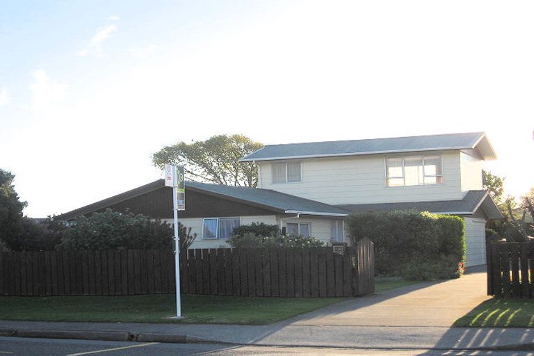 Photo of property in 97 Rimu Road, Raumati Beach, Paraparaumu, 5032