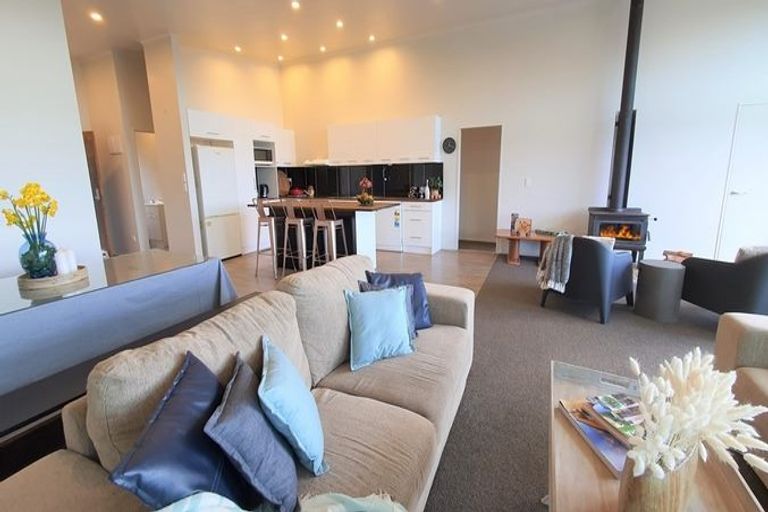 Photo of property in 16 Wilson Avenue, Kawau Island, 0920