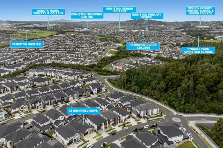 Photo of property in 28 Bushfield Drive, Flat Bush, Auckland, 2019