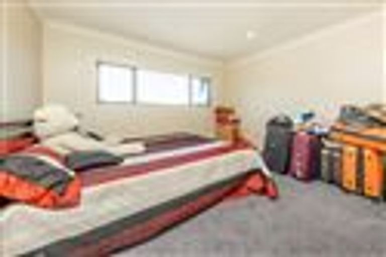 Photo of property in 29 Chieftain Rise, Goodwood Heights, Auckland, 2105