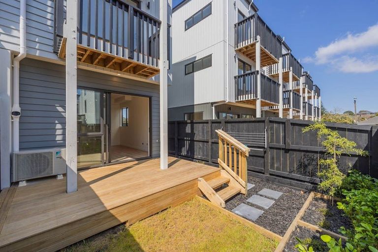 Photo of property in 6/57 Kervil Avenue, Te Atatu Peninsula, Auckland, 0610