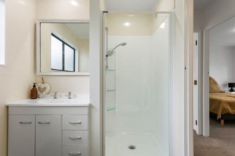 Photo of property in 10 Campion Road, Riverdale, Gisborne, 4010