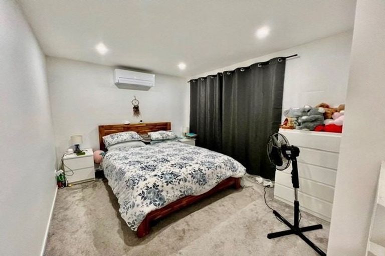 Photo of property in 125 Tarapuka Road, Westgate, Auckland, 0814