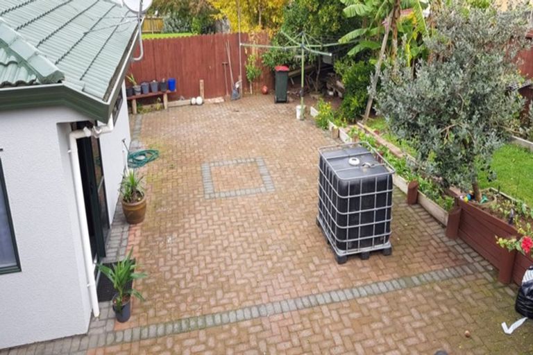 Photo of property in 39 Ribbonwood Crescent, Goodwood Heights, Auckland, 2105