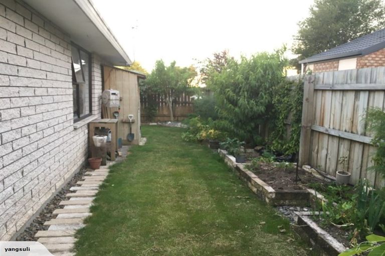 Photo of property in 3/41 Picton Avenue, Riccarton, Christchurch, 8011