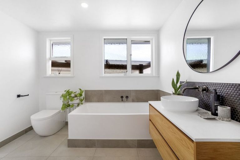 Photo of property in 200a Grahams Road, Burnside, Christchurch, 8053