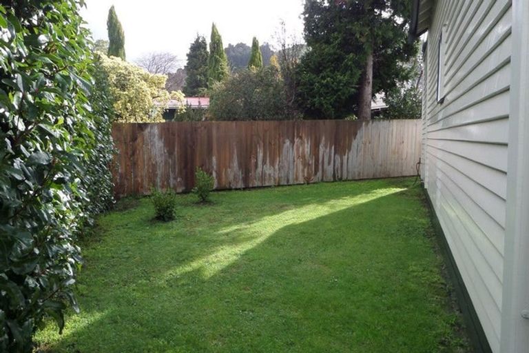 Photo of property in 6 Bethune Street, Featherston, 5710