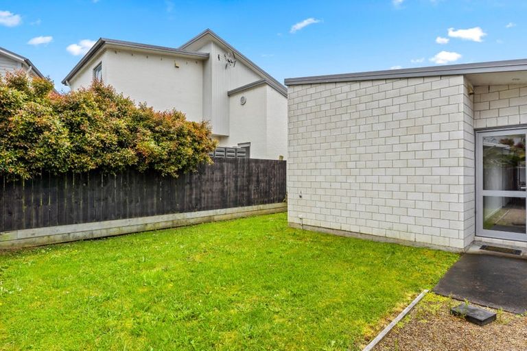 Photo of property in 33 Kanuka Road, Hobsonville, Auckland, 0616