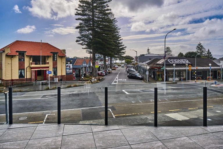 Photo of property in 61 Simmental Crescent, Somerville, Auckland, 2014