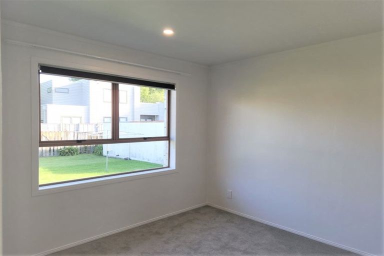 Photo of property in 2/28 Marua Road, Ellerslie, Auckland, 1051