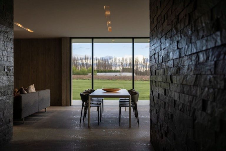 Photo of property in 400 Pound Road, Yaldhurst, Christchurch, 7676