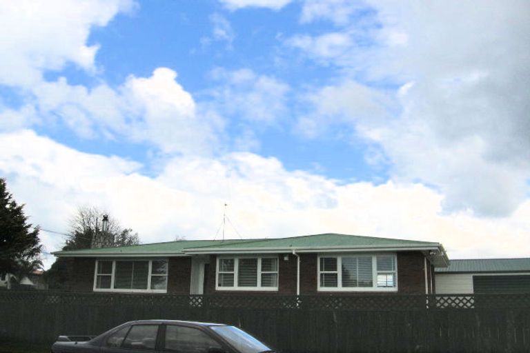 Photo of property in 2 Taratoa Street, Parkvale, Tauranga, 3112