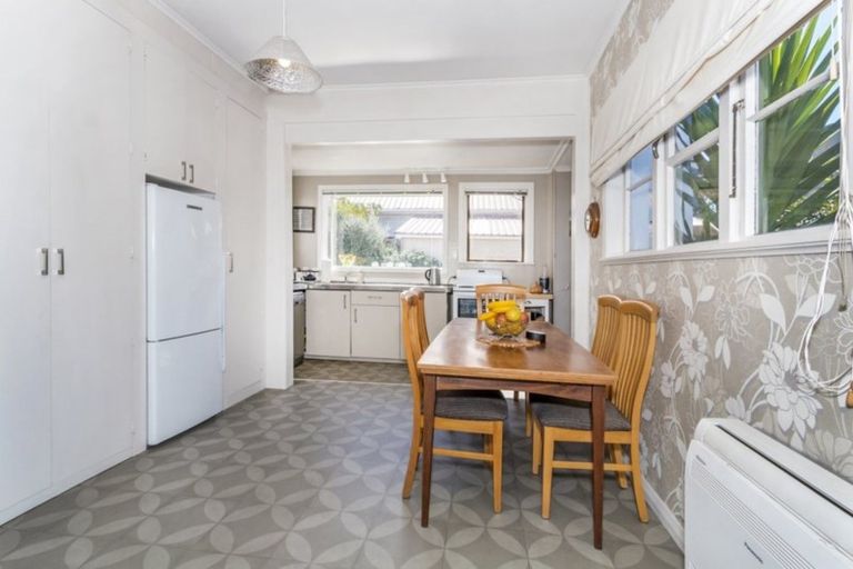 Photo of property in 2 Swynford Lane, Spreydon, Christchurch, 8024