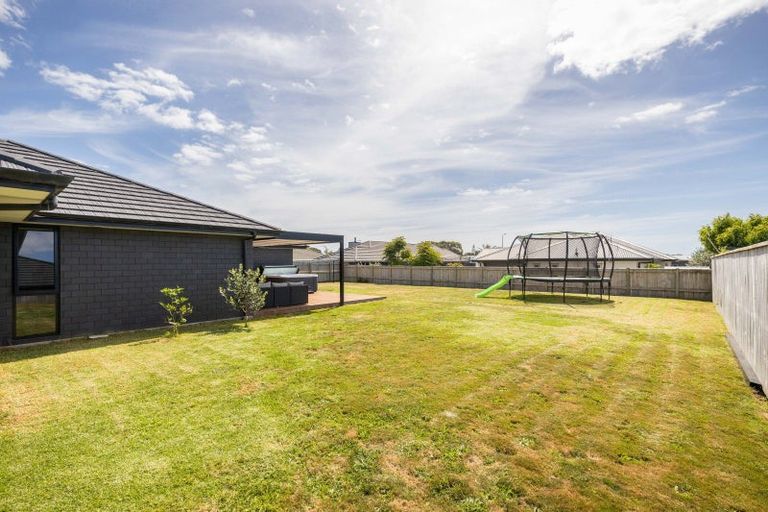Photo of property in 15 Longstaff Drive, Bell Block, New Plymouth, 4312