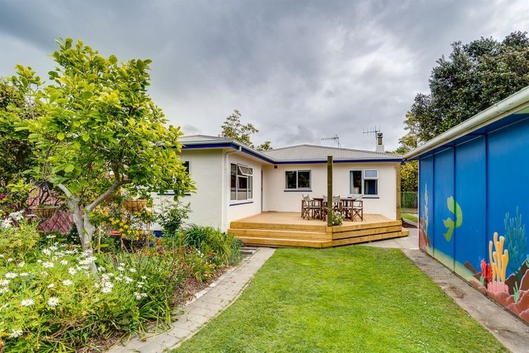 Photo of property in 1 Vogel Place, Marewa, Napier, 4110