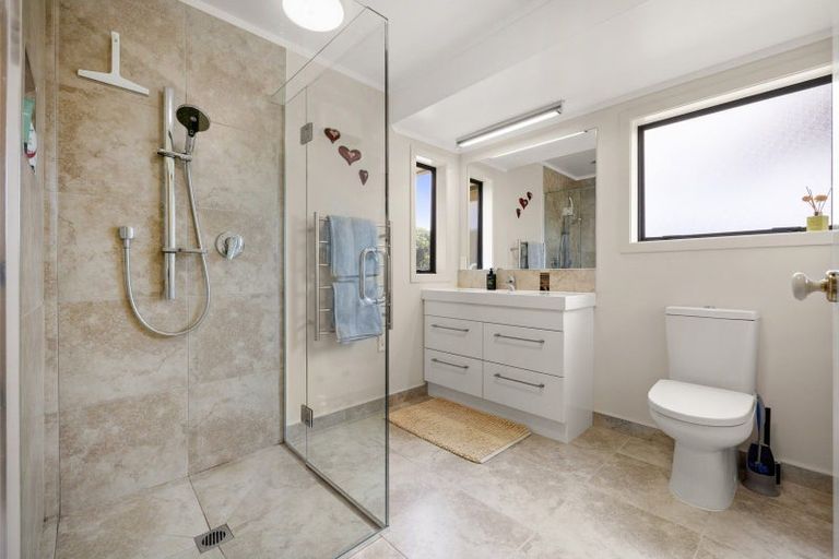 Photo of property in 29 Newton Road, Raglan, Te Mata, 3894