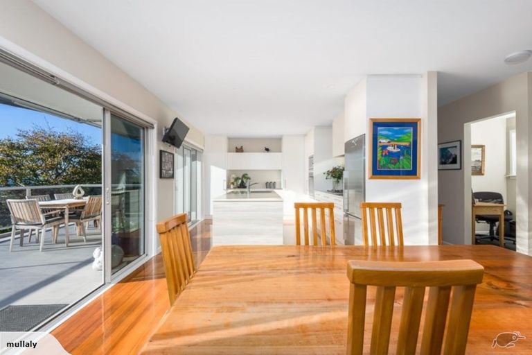 Photo of property in 41 Te Awakura Terrace, Mount Pleasant, Christchurch, 8081