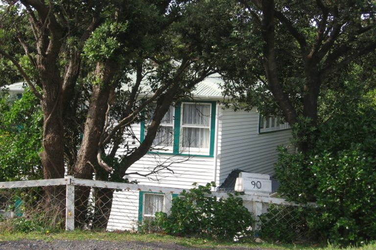 Photo of property in 90 Sidlaw Street, Strathmore Park, Wellington, 6022