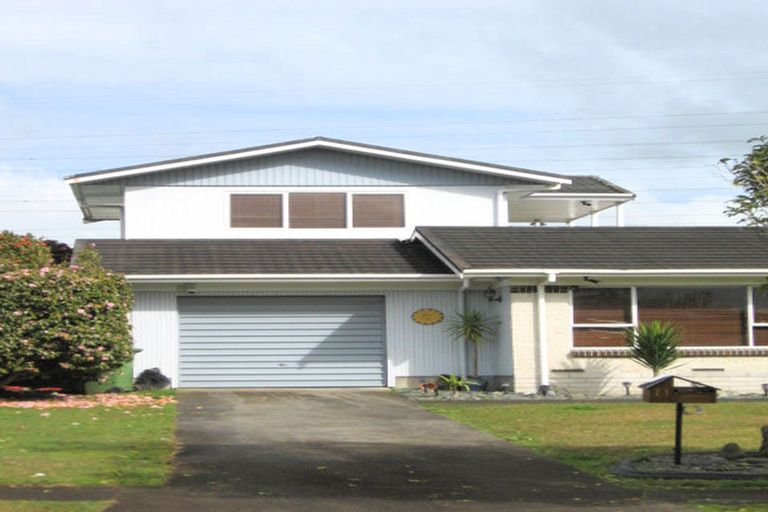 Photo of property in 13 Bexley Place, Pahurehure, Papakura, 2113