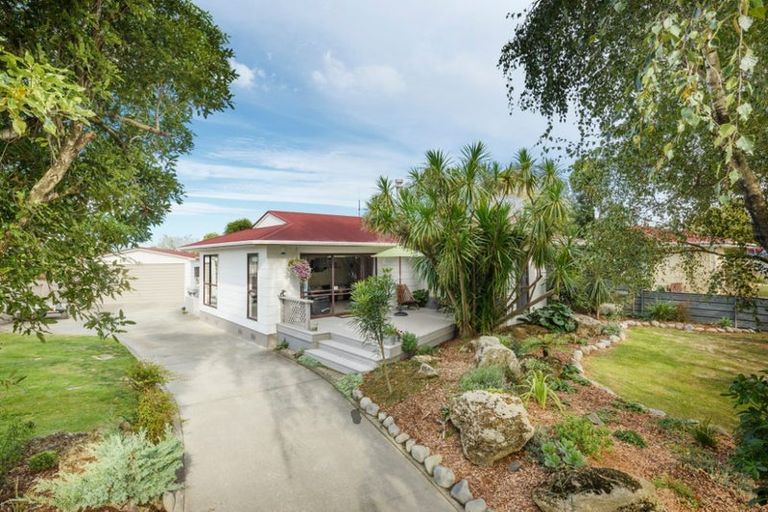 Photo of property in 50 Kaimanawa Street, Kelvin Grove, Palmerston North, 4414